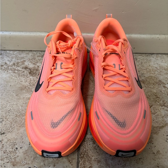 Men\'s Size 15 Nike Vomero Plus Orange Pulse Hot Lava HV8150-801